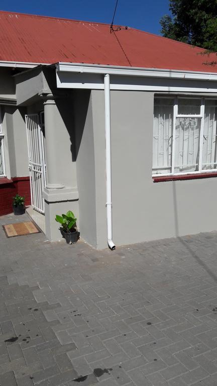 Valley Guest House Pretoria Exterior photo