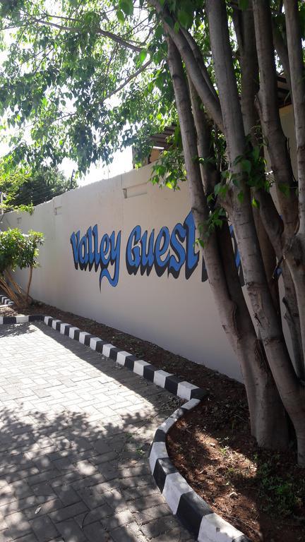Valley Guest House Pretoria Exterior photo