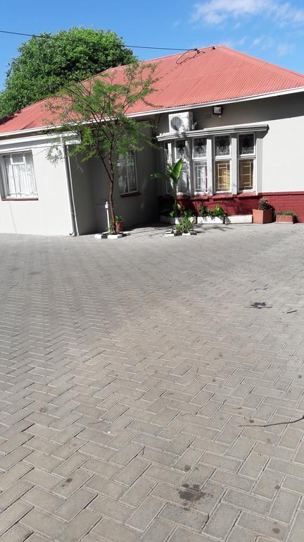 Valley Guest House Pretoria Exterior photo