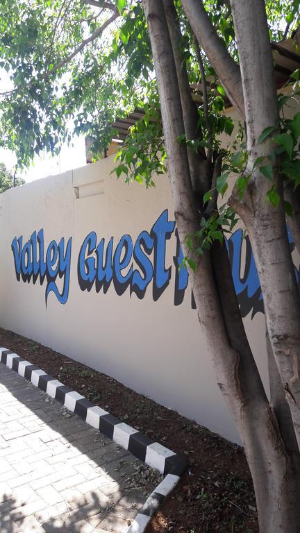 Valley Guest House Pretoria Exterior photo